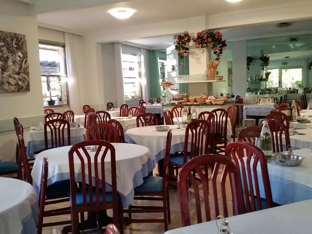 Hotel Emma Nord Ρίμινι Εξωτερικό φωτογραφία