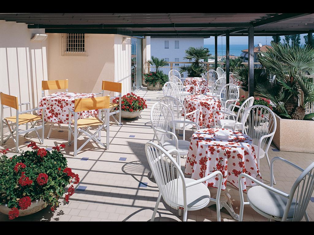 Hotel Emma Nord Ρίμινι Εξωτερικό φωτογραφία